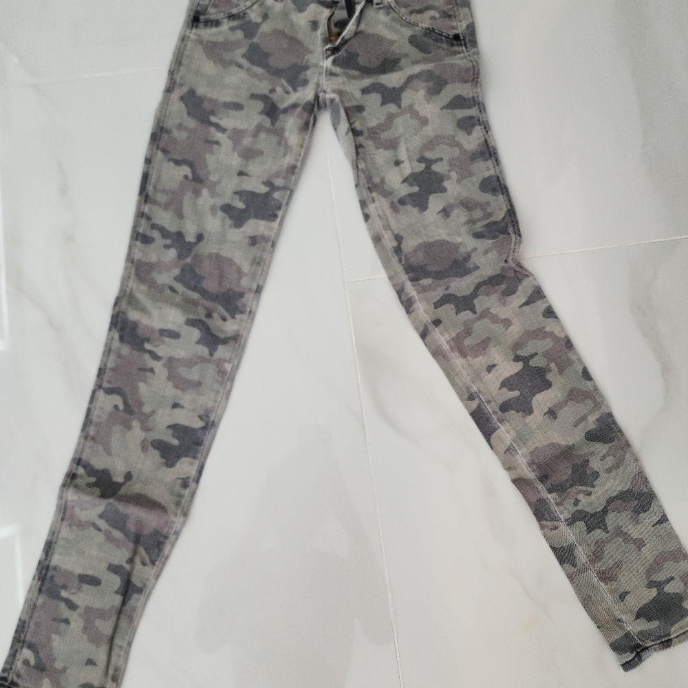 Camo Hudson Jeans